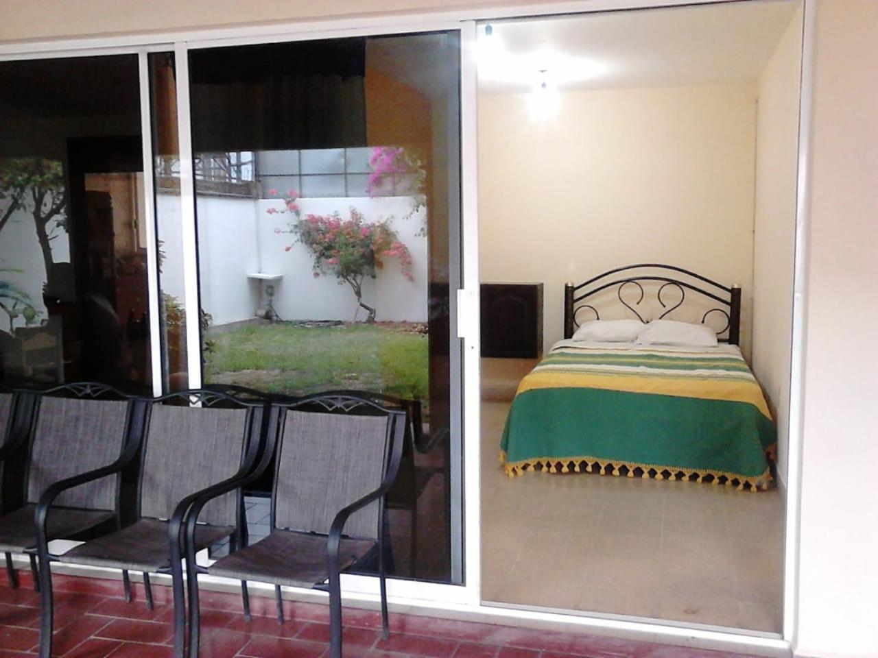 Los Nardos Hostel -Pet Friendly- Oaxaca Екстериор снимка